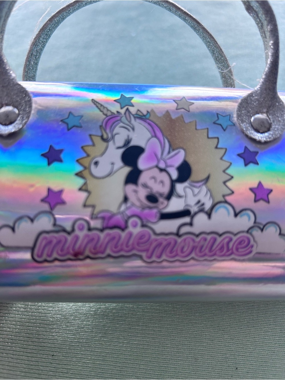 Disney Holographic Minnie Mouse Sunglasses Case - Silver Iridescent - Picture 5 of 6